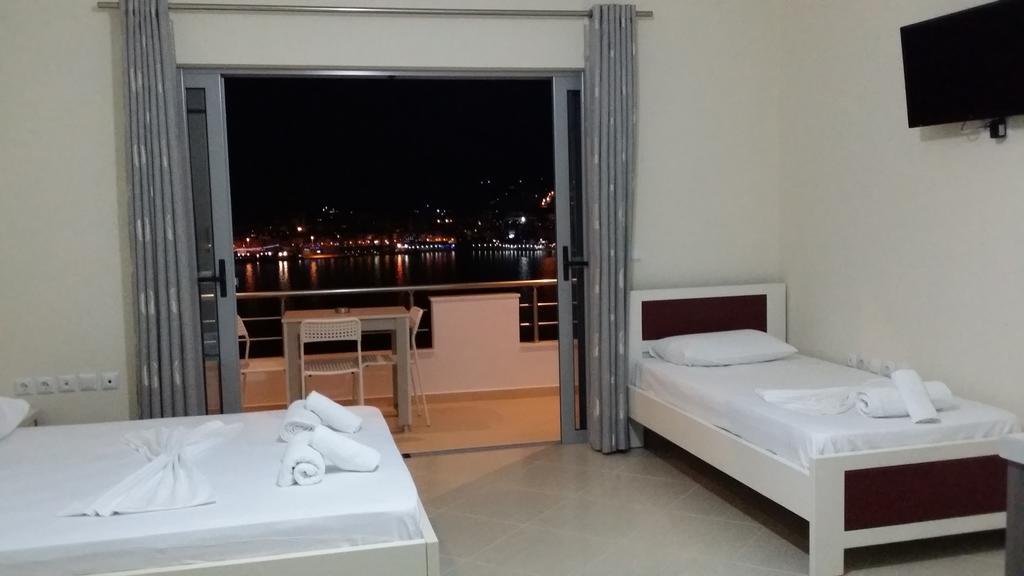 Bill'S Apartments Sarande Exterior photo