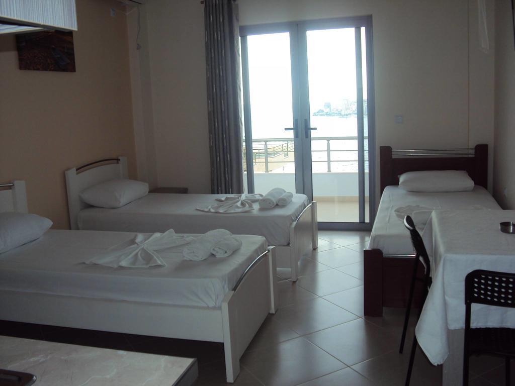 Bill'S Apartments Sarande Exterior photo